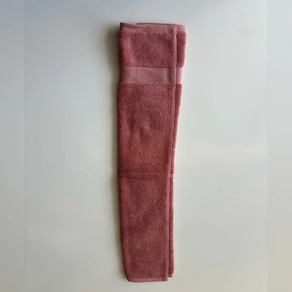 Better Homes & Garden Hand Towel NWT